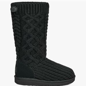 NEW UGG Black Cable Knit Boots Size 6